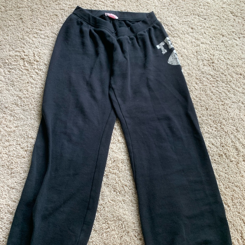 Black sweatpants